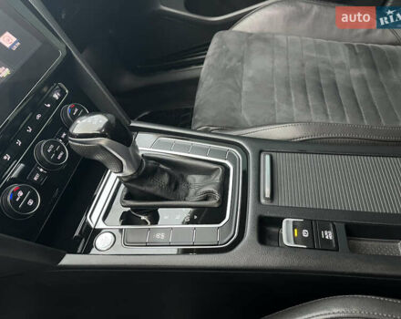 Белый Фольксваген Пассат, объемом двигателя 1.97 л и пробегом 267 тыс. км за 17890 $, фото 58 на Automoto.ua