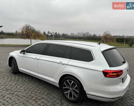 Белый Фольксваген Пассат, объемом двигателя 1.97 л и пробегом 268 тыс. км за 17890 $, фото 26 на Automoto.ua