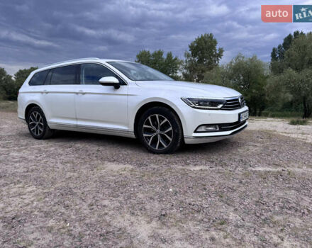 Білий Фольксваген Пассат, об'ємом двигуна 1.97 л та пробігом 250 тис. км за 19800 $, фото 18 на Automoto.ua