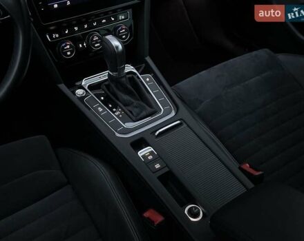 Білий Фольксваген Пассат, об'ємом двигуна 1.97 л та пробігом 239 тис. км за 19500 $, фото 86 на Automoto.ua