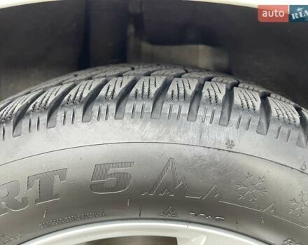 Білий Фольксваген Пассат, об'ємом двигуна 2 л та пробігом 181 тис. км за 18950 $, фото 35 на Automoto.ua