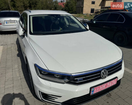 Белый Фольксваген Пассат, объемом двигателя 1.4 л и пробегом 230 тыс. км за 19400 $, фото 2 на Automoto.ua