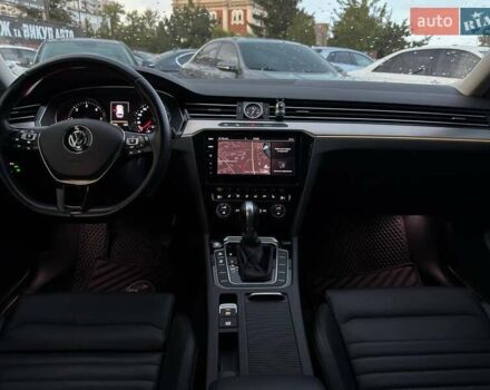 Білий Фольксваген Пассат, об'ємом двигуна 1.97 л та пробігом 180 тис. км за 21000 $, фото 16 на Automoto.ua