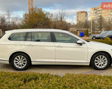 Белый Фольксваген Пассат, объемом двигателя 1.97 л и пробегом 205 тыс. км за 17500 $, фото 7 на Automoto.ua