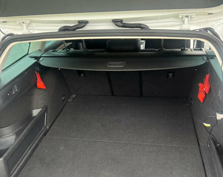 Білий Фольксваген Пассат, об'ємом двигуна 1.97 л та пробігом 260 тис. км за 20000 $, фото 7 на Automoto.ua