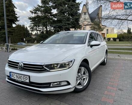 Білий Фольксваген Пассат, об'ємом двигуна 2 л та пробігом 181 тис. км за 18950 $, фото 1 на Automoto.ua