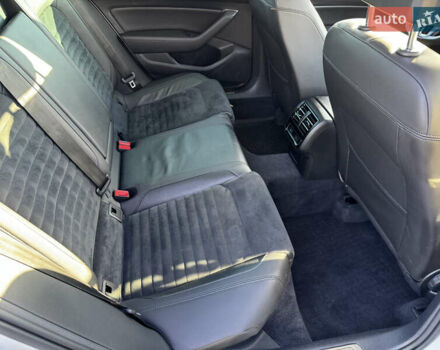 Белый Фольксваген Пассат, объемом двигателя 1.8 л и пробегом 170 тыс. км за 16500 $, фото 12 на Automoto.ua