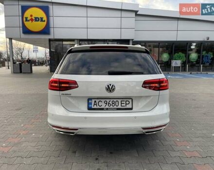 Білий Фольксваген Пассат, об'ємом двигуна 2 л та пробігом 181 тис. км за 18950 $, фото 10 на Automoto.ua