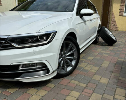 Белый Фольксваген Пассат, объемом двигателя 2 л и пробегом 212 тыс. км за 19500 $, фото 53 на Automoto.ua