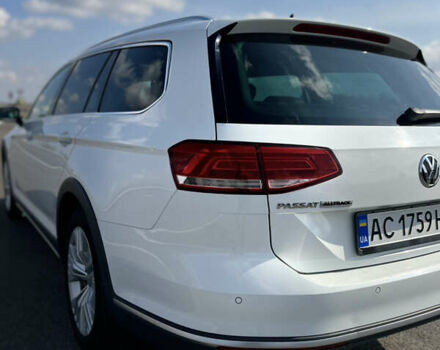 Белый Фольксваген Пассат, объемом двигателя 2 л и пробегом 205 тыс. км за 22200 $, фото 7 на Automoto.ua