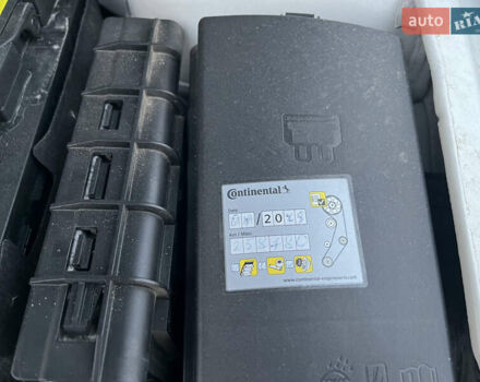 Белый Фольксваген Пассат, объемом двигателя 1.97 л и пробегом 267 тыс. км за 17890 $, фото 106 на Automoto.ua