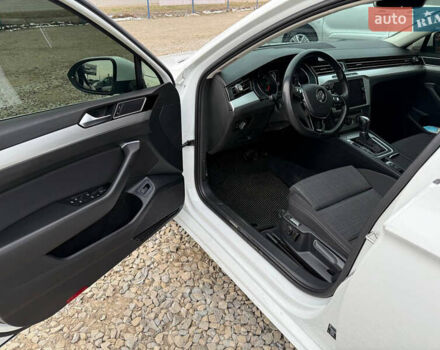 Белый Фольксваген Пассат, объемом двигателя 1.97 л и пробегом 188 тыс. км за 17550 $, фото 12 на Automoto.ua