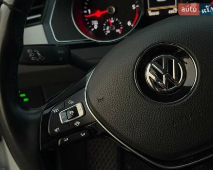 Білий Фольксваген Пассат, об'ємом двигуна 1.97 л та пробігом 180 тис. км за 21000 $, фото 21 на Automoto.ua