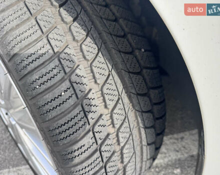 Белый Фольксваген Пассат, объемом двигателя 1.97 л и пробегом 275 тыс. км за 16499 $, фото 45 на Automoto.ua