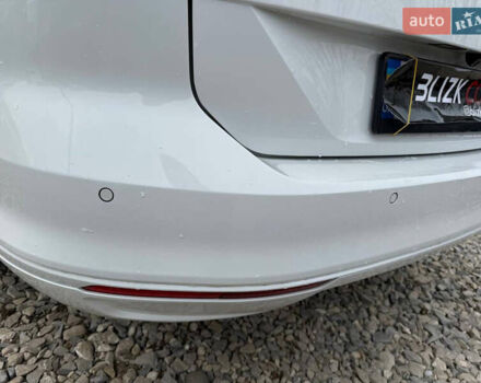 Белый Фольксваген Пассат, объемом двигателя 1.97 л и пробегом 188 тыс. км за 17550 $, фото 31 на Automoto.ua