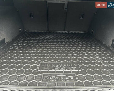 Белый Фольксваген Пассат, объемом двигателя 1.97 л и пробегом 268 тыс. км за 17890 $, фото 86 на Automoto.ua