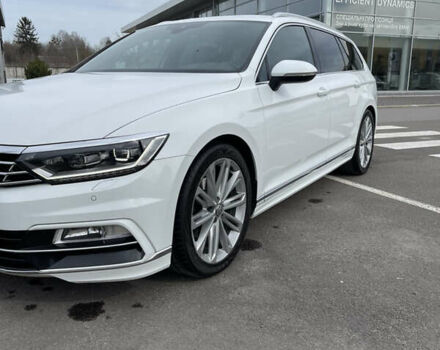 Белый Фольксваген Пассат, объемом двигателя 2 л и пробегом 212 тыс. км за 19500 $, фото 26 на Automoto.ua