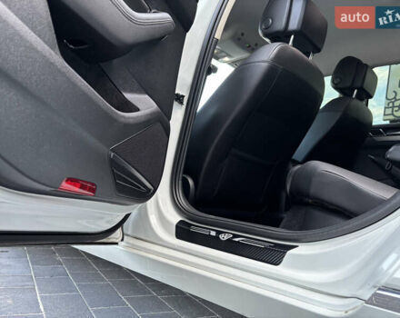 Белый Фольксваген Пассат, объемом двигателя 1.97 л и пробегом 269 тыс. км за 17890 $, фото 89 на Automoto.ua