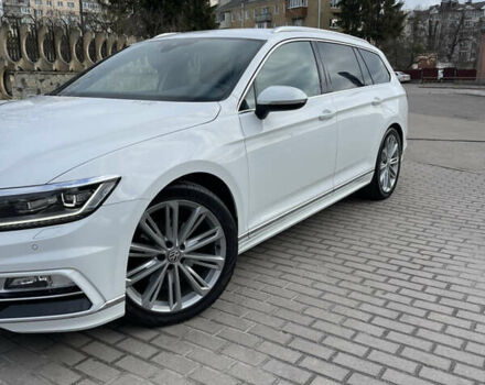 Белый Фольксваген Пассат, объемом двигателя 2 л и пробегом 212 тыс. км за 19500 $, фото 11 на Automoto.ua