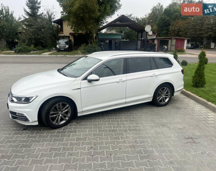 Білий Фольксваген Пассат, об'ємом двигуна 1.97 л та пробігом 260 тис. км за 20000 $, фото 1 на Automoto.ua