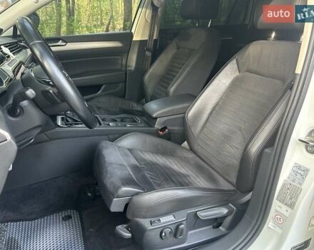 Белый Фольксваген Пассат, объемом двигателя 1.97 л и пробегом 194 тыс. км за 20600 $, фото 23 на Automoto.ua