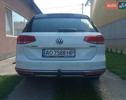 Белый Фольксваген Пассат, объемом двигателя 1.97 л и пробегом 170 тыс. км за 23000 $, фото 7 на Automoto.ua