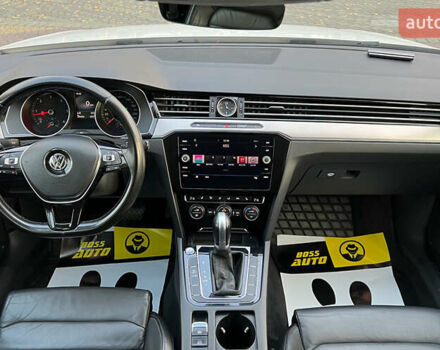 Белый Фольксваген Пассат, объемом двигателя 1.97 л и пробегом 205 тыс. км за 17500 $, фото 13 на Automoto.ua