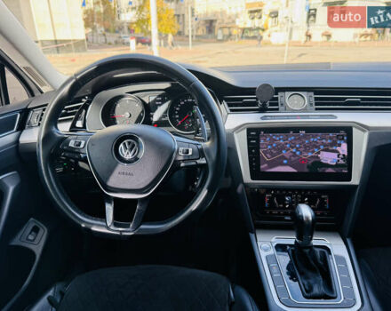 Белый Фольксваген Пассат, объемом двигателя 1.97 л и пробегом 275 тыс. км за 16499 $, фото 33 на Automoto.ua