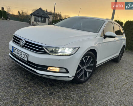 Белый Фольксваген Пассат, объемом двигателя 1.97 л и пробегом 267 тыс. км за 17890 $, фото 39 на Automoto.ua