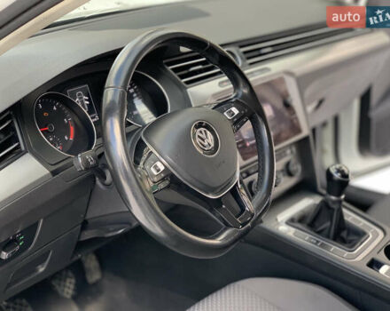 Білий Фольксваген Пассат, об'ємом двигуна 1.97 л та пробігом 229 тис. км за 12500 $, фото 13 на Automoto.ua