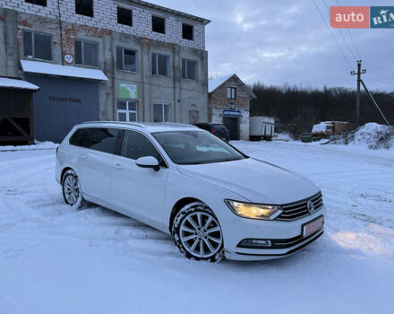 Білий Фольксваген Пассат, об'ємом двигуна 1.8 л та пробігом 171 тис. км за 16500 $, фото 1 на Automoto.ua