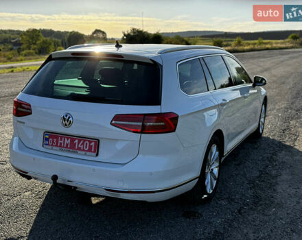 Белый Фольксваген Пассат, объемом двигателя 1.8 л и пробегом 170 тыс. км за 16500 $, фото 6 на Automoto.ua