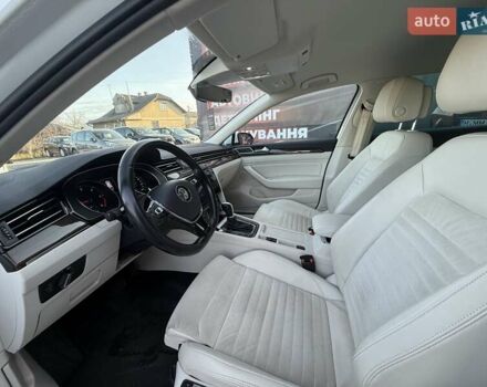 Белый Фольксваген Пассат, объемом двигателя 1.97 л и пробегом 235 тыс. км за 17500 $, фото 20 на Automoto.ua