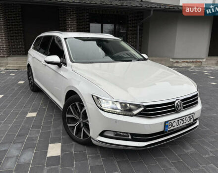 Белый Фольксваген Пассат, объемом двигателя 1.97 л и пробегом 268 тыс. км за 17890 $, фото 5 на Automoto.ua