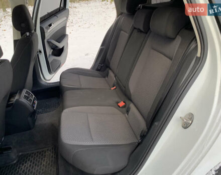 Білий Фольксваген Пассат, об'ємом двигуна 1.97 л та пробігом 229 тис. км за 12500 $, фото 21 на Automoto.ua