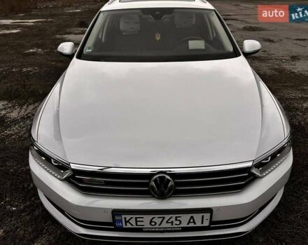 Белый Фольксваген Пассат, объемом двигателя 1.97 л и пробегом 137 тыс. км за 21000 $, фото 13 на Automoto.ua