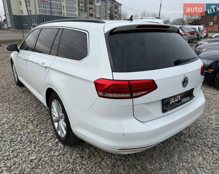 Белый Фольксваген Пассат, объемом двигателя 1.97 л и пробегом 188 тыс. км за 17550 $, фото 3 на Automoto.ua