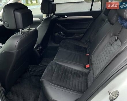 Білий Фольксваген Пассат, об'ємом двигуна 2 л та пробігом 181 тис. км за 18950 $, фото 29 на Automoto.ua