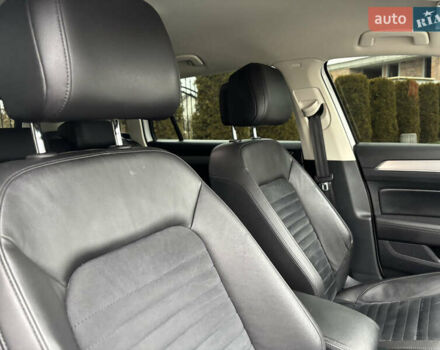 Белый Фольксваген Пассат, объемом двигателя 1.97 л и пробегом 268 тыс. км за 17890 $, фото 61 на Automoto.ua