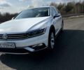 Белый Фольксваген Пассат, объемом двигателя 2 л и пробегом 205 тыс. км за 22200 $, фото 3 на Automoto.ua