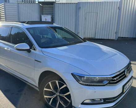 Белый Фольксваген Пассат, объемом двигателя 2 л и пробегом 223 тыс. км за 21500 $, фото 1 на Automoto.ua