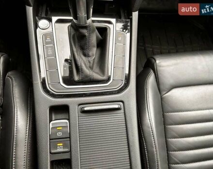 Белый Фольксваген Пассат, объемом двигателя 1.97 л и пробегом 137 тыс. км за 21000 $, фото 18 на Automoto.ua