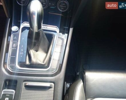 Белый Фольксваген Пассат, объемом двигателя 1.97 л и пробегом 170 тыс. км за 23000 $, фото 10 на Automoto.ua