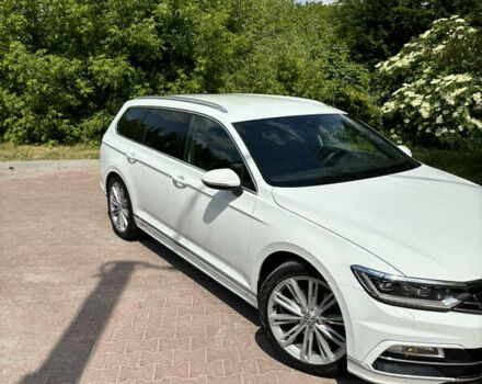 Белый Фольксваген Пассат, объемом двигателя 2 л и пробегом 212 тыс. км за 19500 $, фото 46 на Automoto.ua