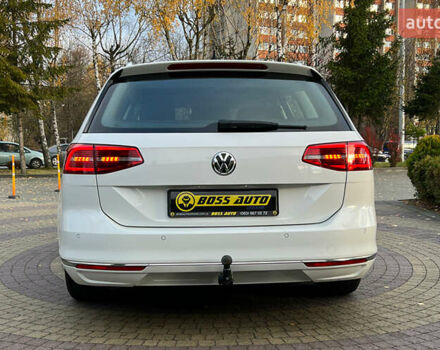 Белый Фольксваген Пассат, объемом двигателя 1.97 л и пробегом 205 тыс. км за 17500 $, фото 5 на Automoto.ua