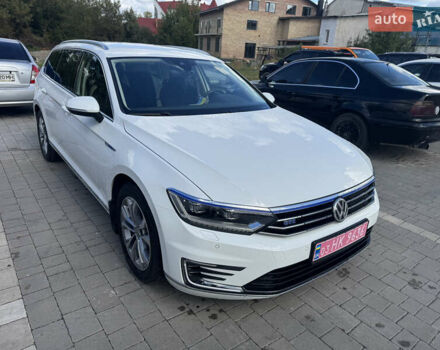 Белый Фольксваген Пассат, объемом двигателя 1.4 л и пробегом 230 тыс. км за 19400 $, фото 3 на Automoto.ua