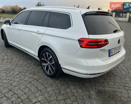 Белый Фольксваген Пассат, объемом двигателя 1.97 л и пробегом 267 тыс. км за 17890 $, фото 24 на Automoto.ua