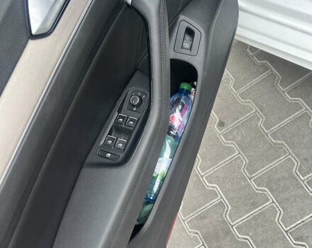 Білий Фольксваген Пассат, об'ємом двигуна 1.97 л та пробігом 260 тис. км за 20000 $, фото 10 на Automoto.ua