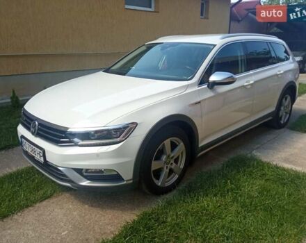 Белый Фольксваген Пассат, объемом двигателя 1.97 л и пробегом 170 тыс. км за 23000 $, фото 15 на Automoto.ua