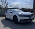 Белый Фольксваген Пассат, объемом двигателя 1.97 л и пробегом 240 тыс. км за 21500 $, фото 1 на Automoto.ua